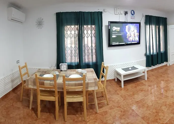 Jl Ciudad De Artes Apartment *